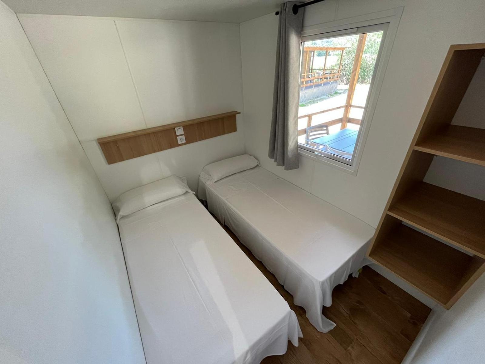 Camping Esponella Szoba fotó